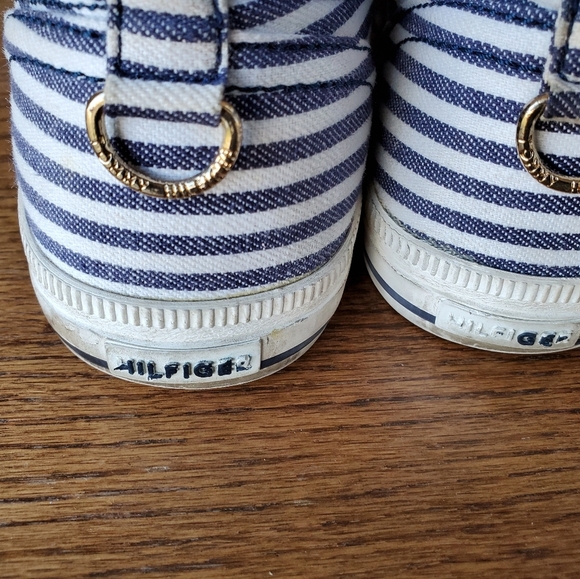 Tommy Hilfiger Blue and White Stripe Sneakers - Picture 4 of 7